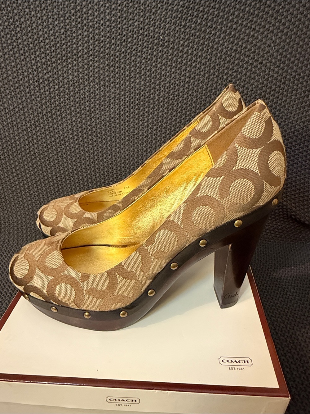 Coach Tan/Brown Signature Canvas Studded Platform Pumps -425 - Picture 4 of 10